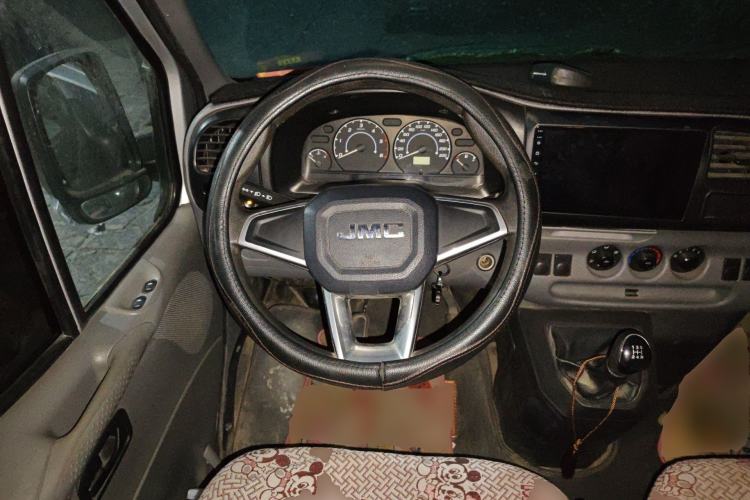 Used JMC Transit 2017 2.8T Commercial Version Short Wheelbase Mid-Roof 6/7/8-Seater JX493