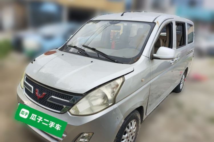 Used Wuling Rongguang V 2015 1.2L Standard Version