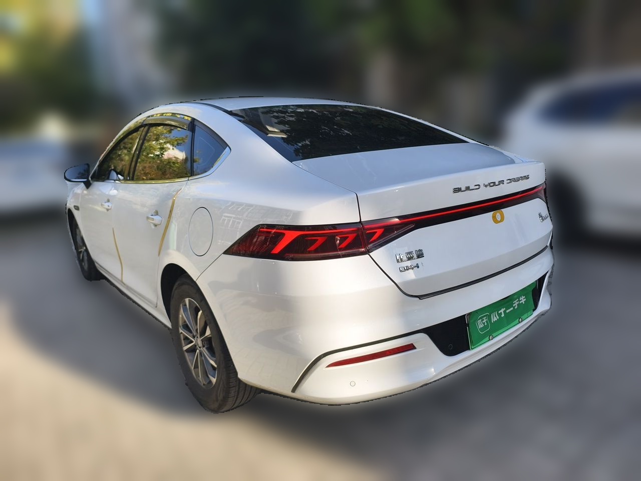 BYD Qin PLUS 2024 HONOR Edition DM-i 55KM Leading Model — снимка 4