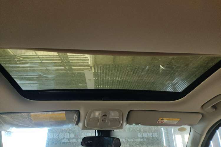 Used SAIC MAXUS Xingji 2023 Starry H 2.0T Automatic Diesel Dual-Turbo All-Wheel Drive Luxury Edition Long Wheelbase