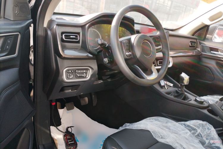 Used Great Wall Poer 2023 2.0T Commercial Version Manual Diesel 4x4 Elite Long-Box GW4D20M