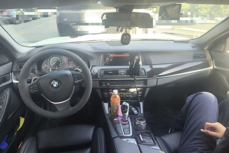 Used BMW 5 Series 2014 535Li Leading Model
