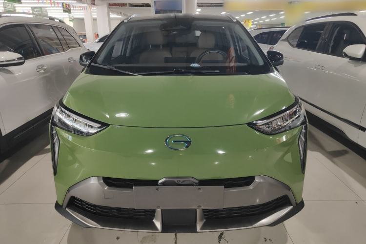 Used AION Y 2022 70 Tech Edition Lithium Iron Phosphate
