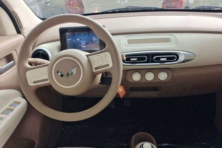 Used Wuling Hongguang MINIEV 2025 Four-Door Version Advanced Edition