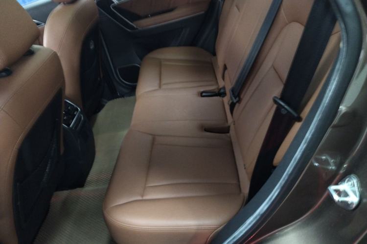 Used Haval H6 Coupe 2016 Blue Label 1.5T Automatic Two-Wheel Drive Urban Model Interior 4