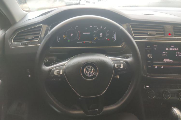 Used Volkswagen Tiguan 2018 330TSI All-Wheel-Drive Innovation Model