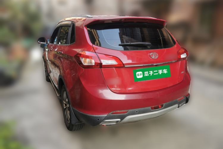 Used BAIC Senova X65 2015 2.0T Automatic Elite Model