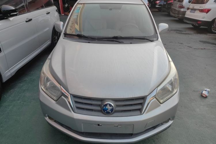 Used Venucia D50 2013 1.6L Manual Fashion Edition
