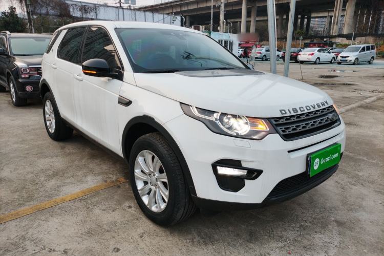 Used Land Rover Discovery Sport 2018 240 PS PURE Edition
