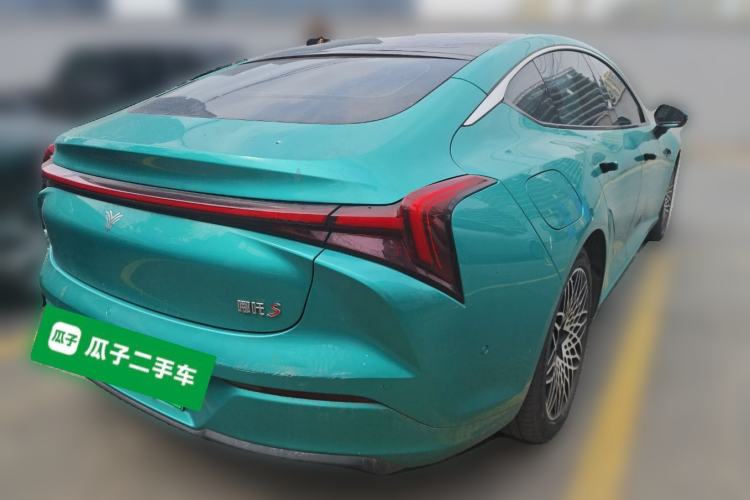 Used NETA S 2022 Pure Electric 715 km Range Rear-Wheel Drive Mid-Range Version