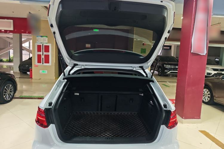 Used Audi A3 2020 Restyled Sportback 35 TFSI Entry-Level China VI Emission Standard
