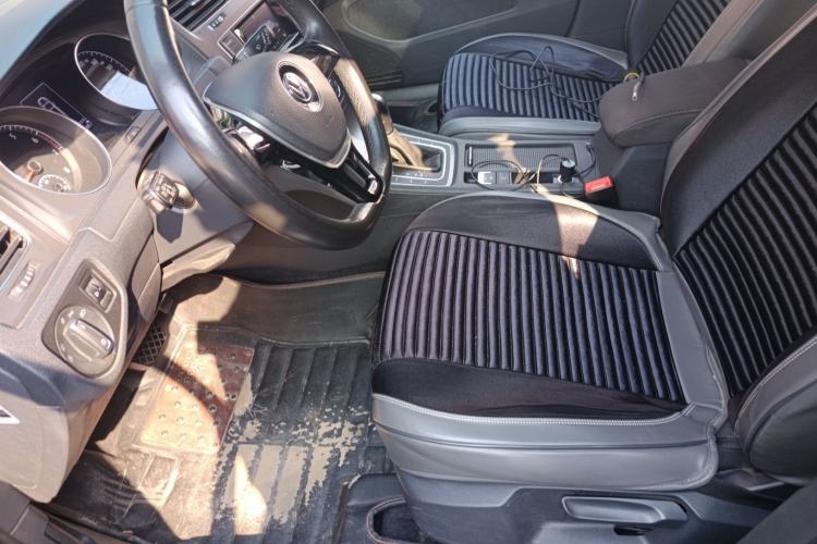 Used Volkswagen Golf 2016 1.6L Automatic Comfort Model
