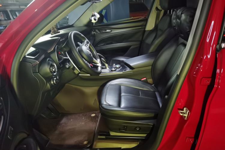 Used Alfa Romeo Stelvio 2017 2.0T 280HP Luxury Edition