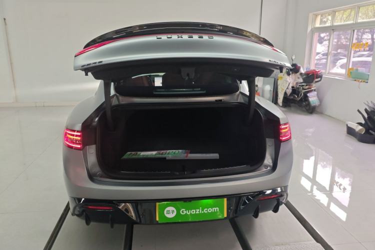 Used Hima Luxeed S7 2025 785 km Ultra