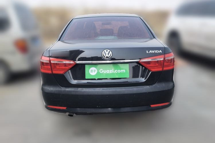 Used Volkswagen Lavida 2015 1.6L Automatic Fashion Edition
