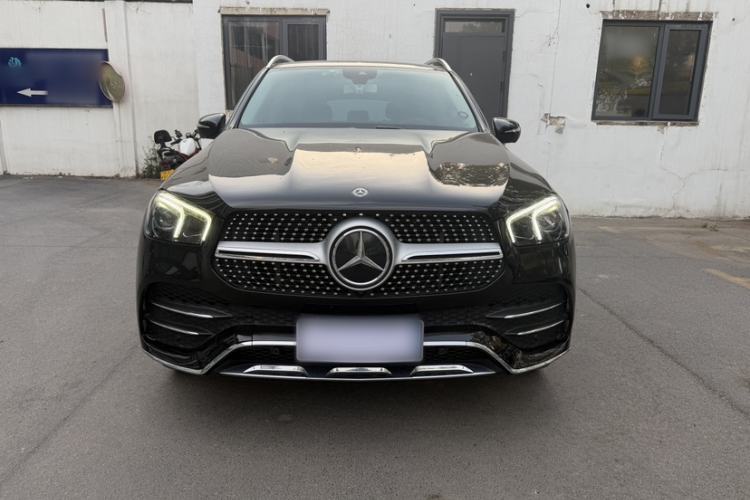 Used Mercedes-Benz GLE 2020 Facelifted GLE 450 4MATIC Stylish Edition Exterior 1