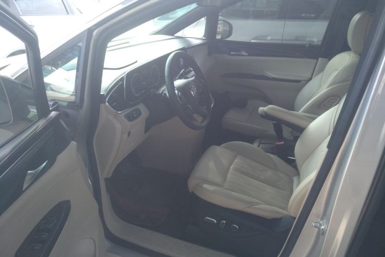 Used Buick GL8 2022 ES Land Cruiser 653T Luxury Model
