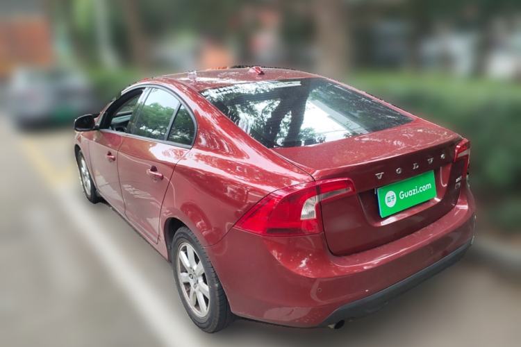 Used Volvo S60 2013 2.0T Progressive Edition
