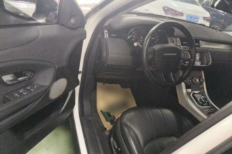 Used Land Rover Range Rover Evoque 2017 2.0T PURE Style Edition
