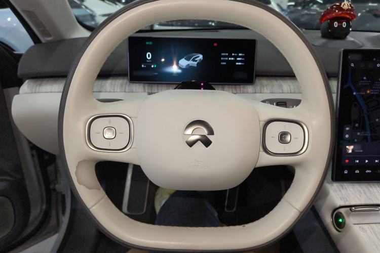 Used Nio ET7 2022 100kWh First Edition Steering Wheel
