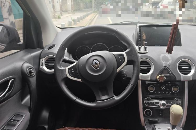 Used Renault Koleos 2013 2.5L Two-Wheel-Drive Urban Edition
