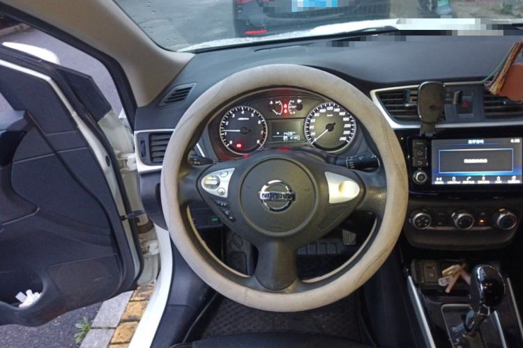 Used Nissan Sylphy 2016 1.6 XL CVT Deluxe Edition Steering Wheel