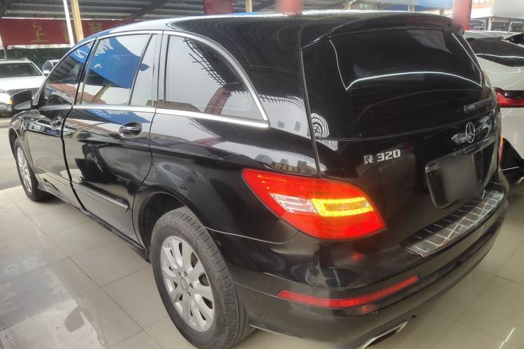 Used Mercedes-Benz R-Class 2014 R 320 4MATIC Business Model Rear Left 45 Deg