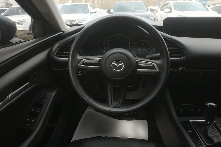 Used Mazda 3 Axela 2020 1.5L Automatic ZhiMei Edition Steering Wheel