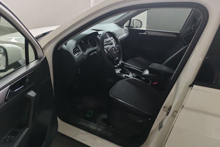Used Volkswagen Tiguan L 2019 330TSI Automatic Two-Wheel Drive Luxury Edition China VI Standard