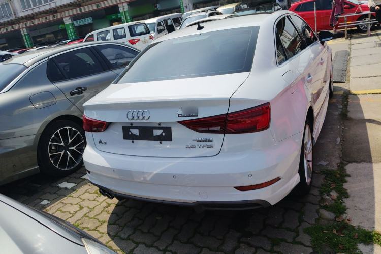 Used Audi A3 2019 Limousine 35 TFSI Fashion Edition China V standard
