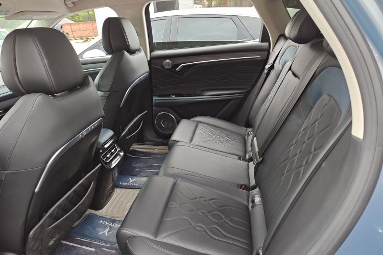 Used VOYAH FREE 2021 Four-Wheel Drive Standard All-Electric Exclusive Luxury Package