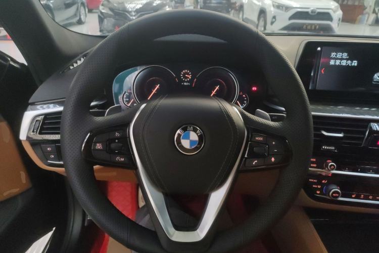 Used BMW 5 Series 2018 530Li Leading Model M Sport Package