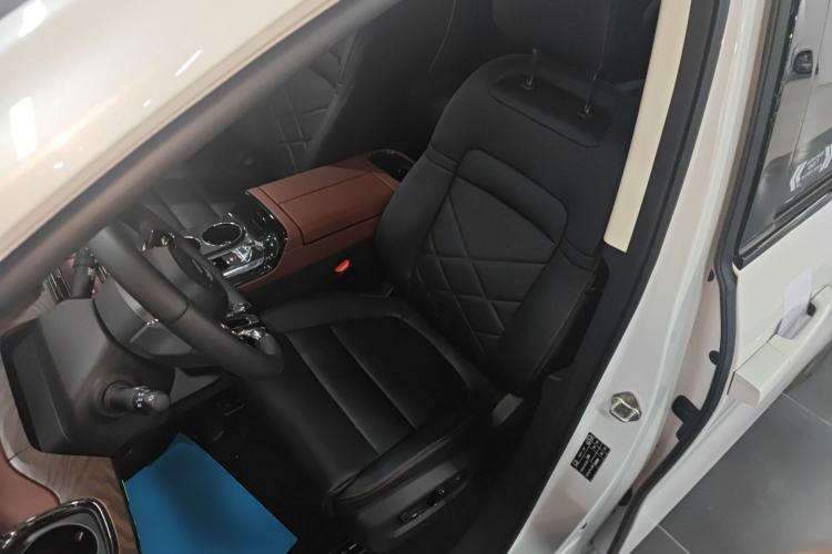 Used GAC Trumpchi E8 New Energy 2024 150km MAX+