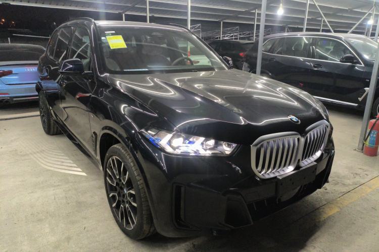 Used BMW X5 2023 xDrive 40Li M Sport Night Edition Package
