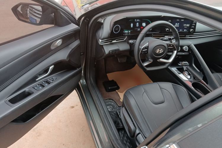 Used Hyundai Elantra 2023 1.5L CVT GLX Elite Edition