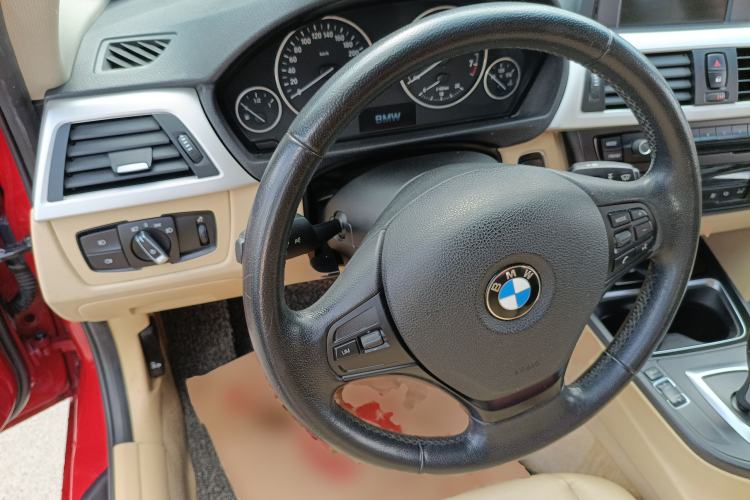 Used BMW 3 Series 2013 320i Sport Edition
