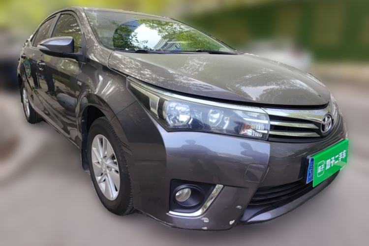 Used Toyota Corolla 2014 1.6L CVT GL Front Right 45 Deg