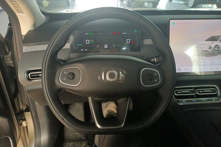 Used CHANGAN NEVO Q05 2026 Model 405Air Steering Wheel