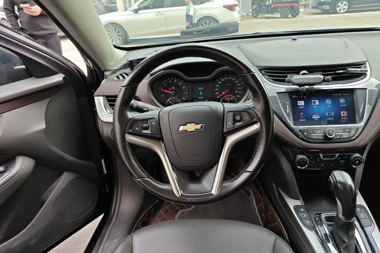 Used Chevrolet Malibu 2018 530T Automatic Luxury Edition Steering Wheel