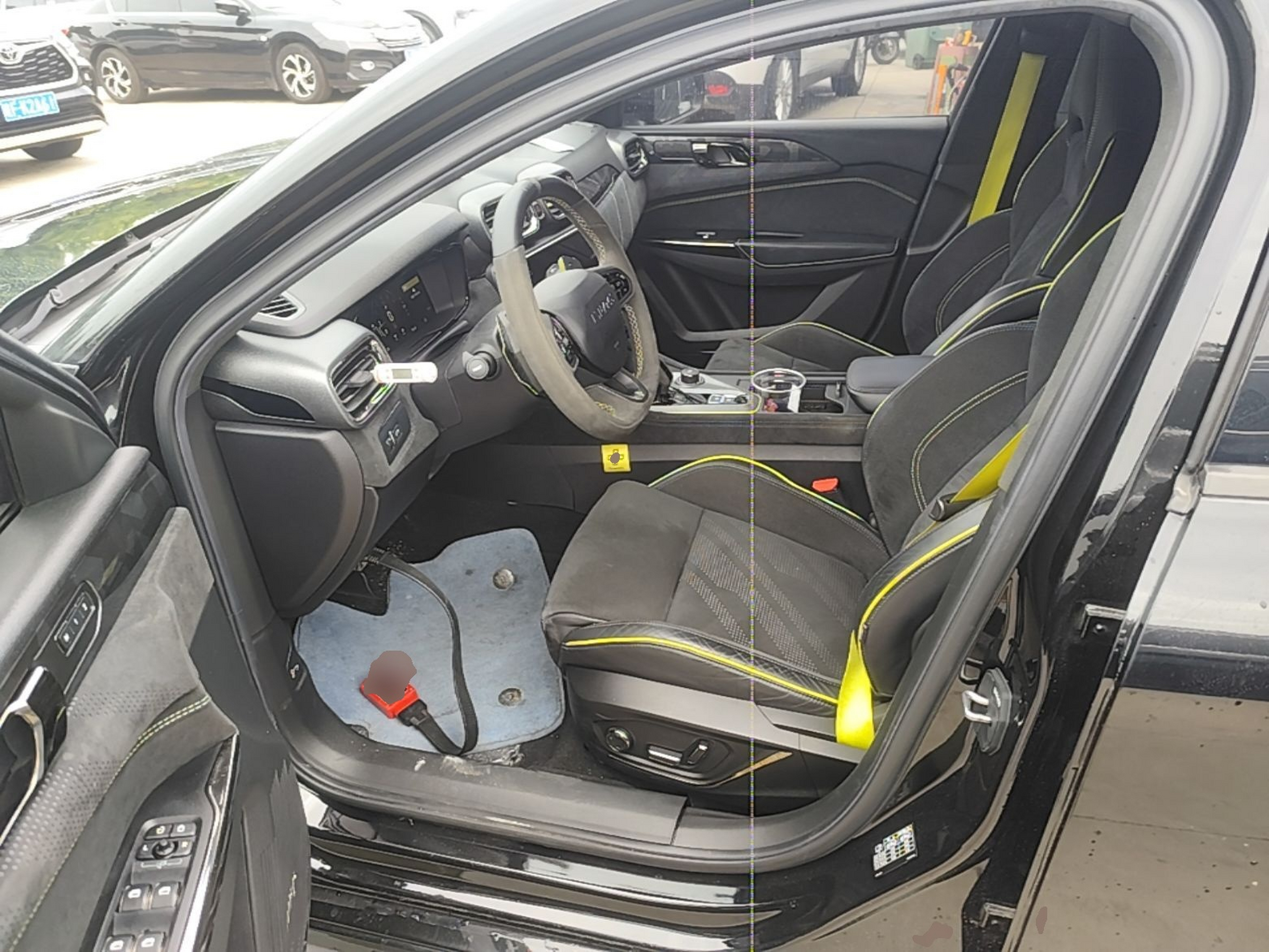 Interior delantero