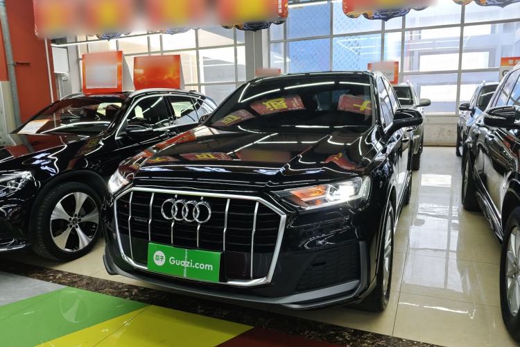 Used Audi Q7 2023 45 TFSI quattro S line Sport model