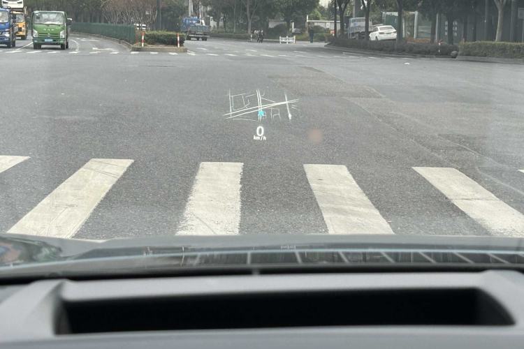 Used Lynk & Co Z10 2025 95 kWh 702 km All-Wheel Drive Intelligent Driving Ultra
