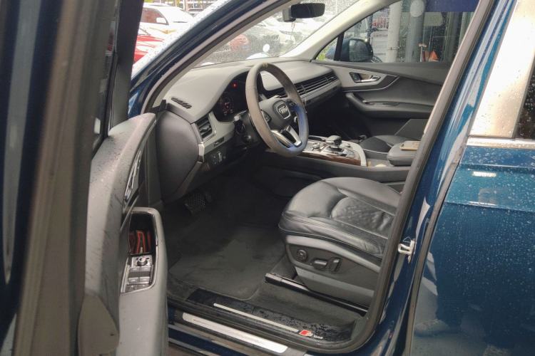 Used Audi Q7 2019 55 TFSI Technology Edition
