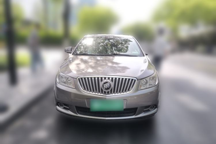 Used Buick LaCrosse 2012 2.4L SIDI Elegant Edition Front