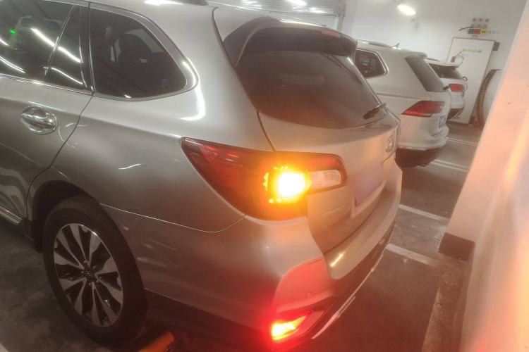 Used Subaru Outback 2017 2.5i Sport Navigation Edition with EyeSight
