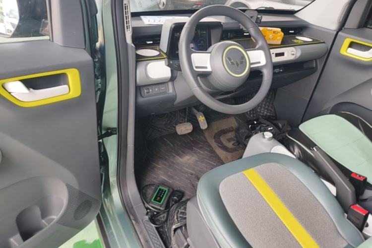 Used Wuling Hongguang MINIEV 2022 GAMEBOY 300km Enthusiast Model with Lithium Iron Phosphate