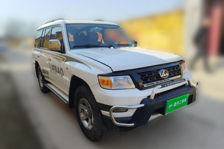 Used Leopaard Q6 2015 2.4L Manual 4x4 Excellence Edition
