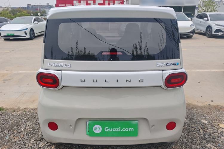 Used Wuling Hongguang MINIEV 2024 3rd Generation 215km Youth Edition Rear