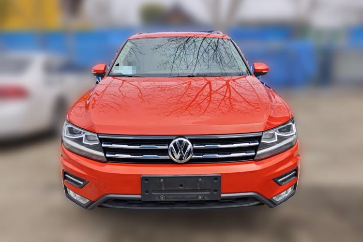 Used Volkswagen Tiguan L 2017 330TSI Automatic Two-Wheel Drive Luxury Edition Front