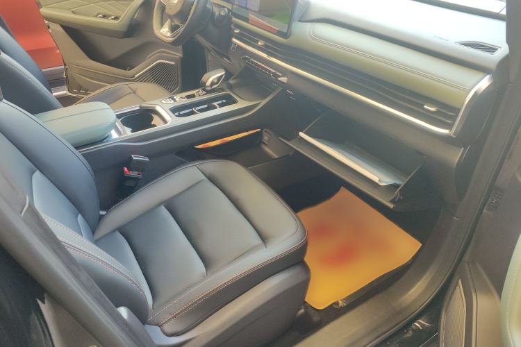 Used Geely Auto Haoyue L 2023 2.0T DCT Prestige Edition